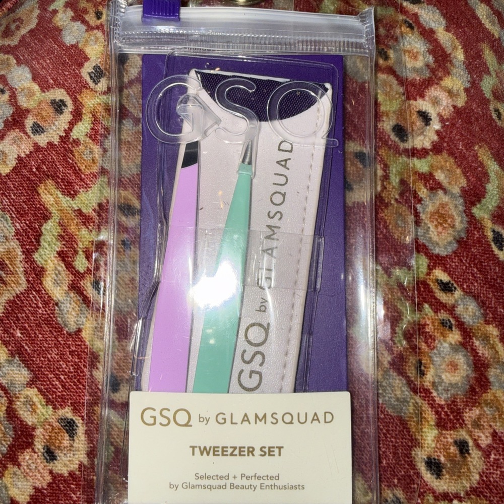 GSQ BY GLAMSQUAD TWEEZER SET FOR BROWS - BRAND NEW‎ IN PACKAGE